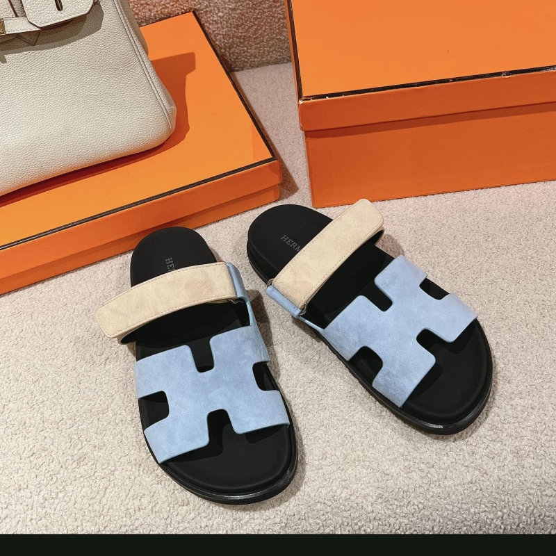 H**mes slippers